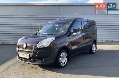 Минивэн Fiat Doblo 2010 в Харькове
