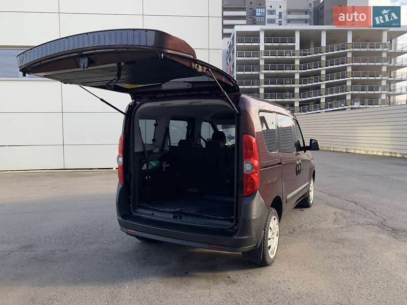 Мінівен Fiat Doblo 2010 в Харкові