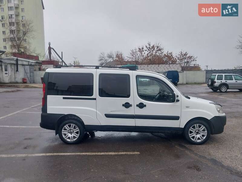 Минивэн Fiat Doblo 2007 в Николаеве фото 13 Минивэн Fiat Doblo 2007 в Николаеве