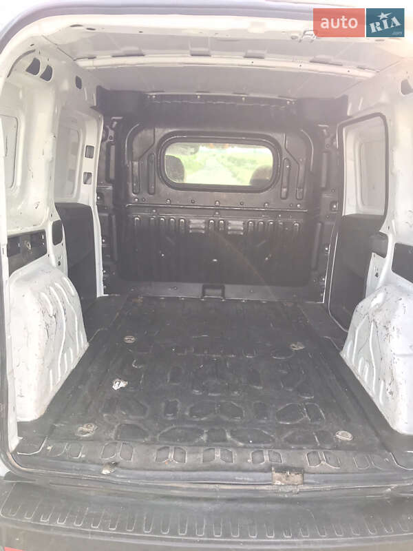 Грузовой фургон Fiat Doblo 2014 в Гадяче