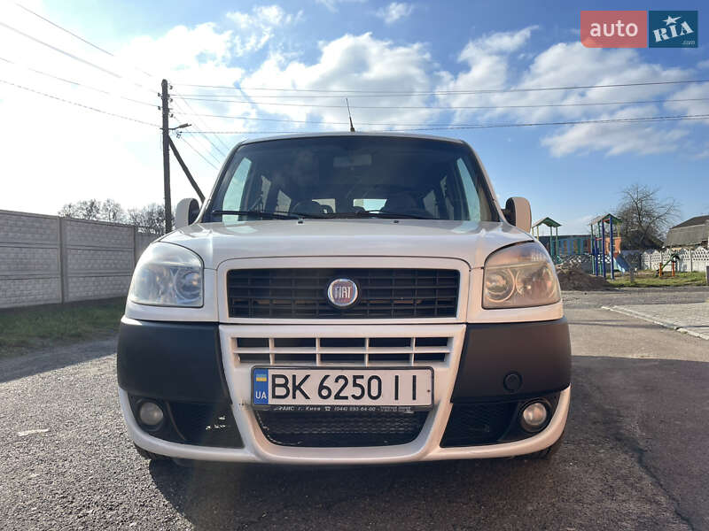Мінівен Fiat Doblo 2009 в Острозі фото 26 Мінівен Fiat Doblo 2009 в Острозі