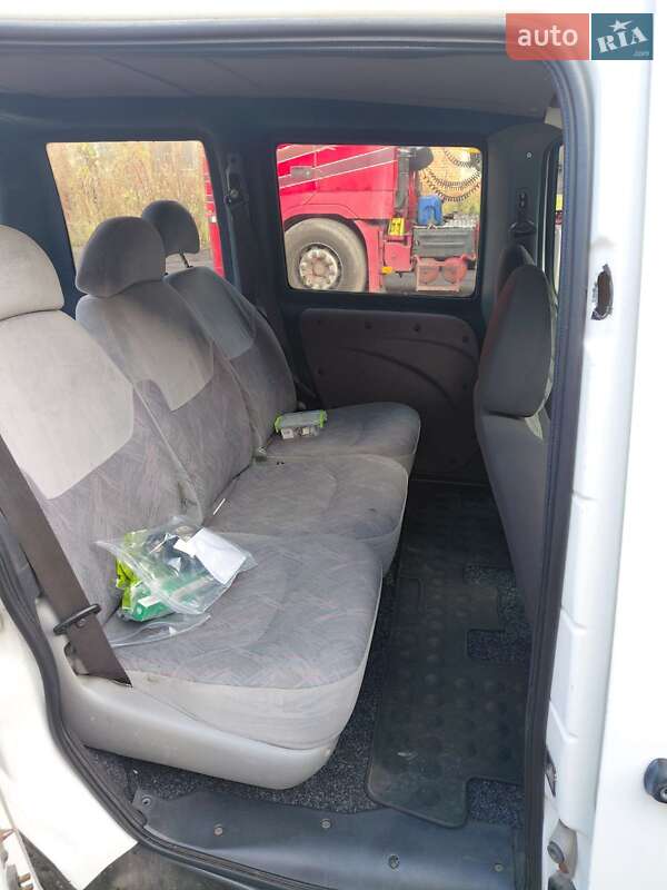 Мінівен Fiat Doblo 2009 в Львові