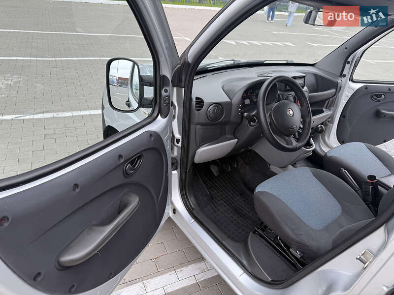 Мінівен Fiat Doblo 2013 в Одесі