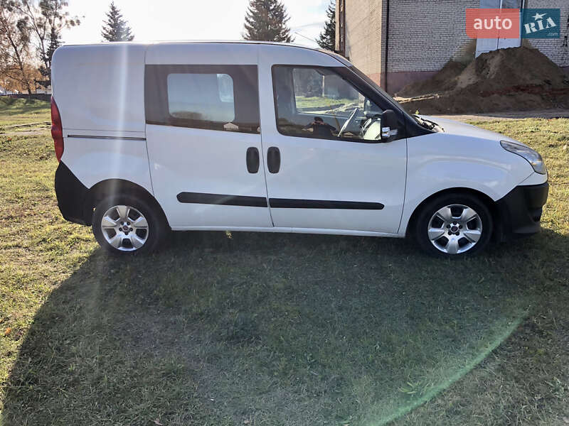 Грузовой фургон Fiat Doblo 2010 в Ковеле