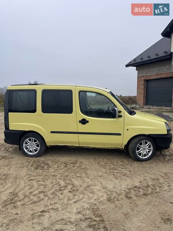 Мінівен Fiat Doblo 2002 в Львові