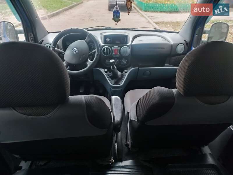 Минивэн Fiat Doblo 2004 в Житомире