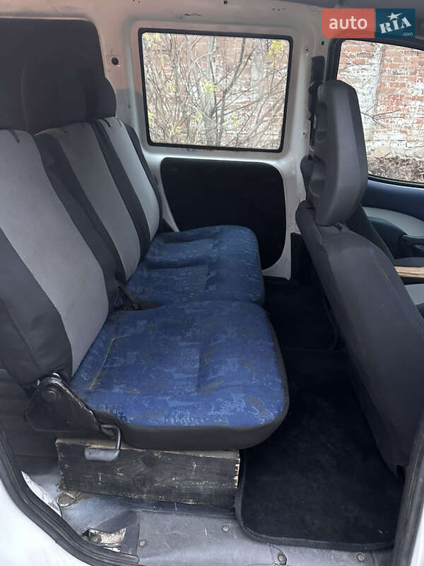 Минивэн Fiat Doblo 2004 в Лубнах фото 8 Минивэн Fiat Doblo 2004 в Лубнах