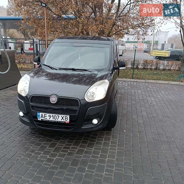 Мінівен Fiat Doblo 2010 в Кам'янському