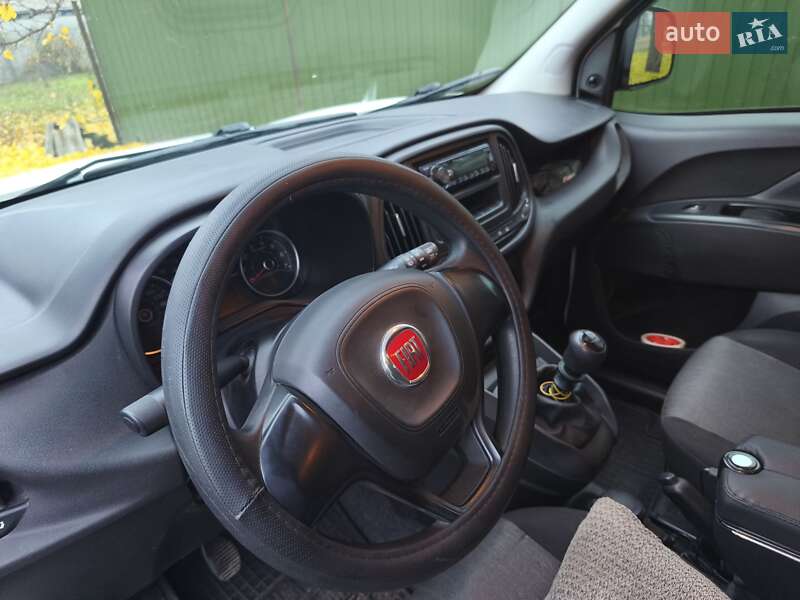 Мінівен Fiat Doblo 2016 в Черкасах