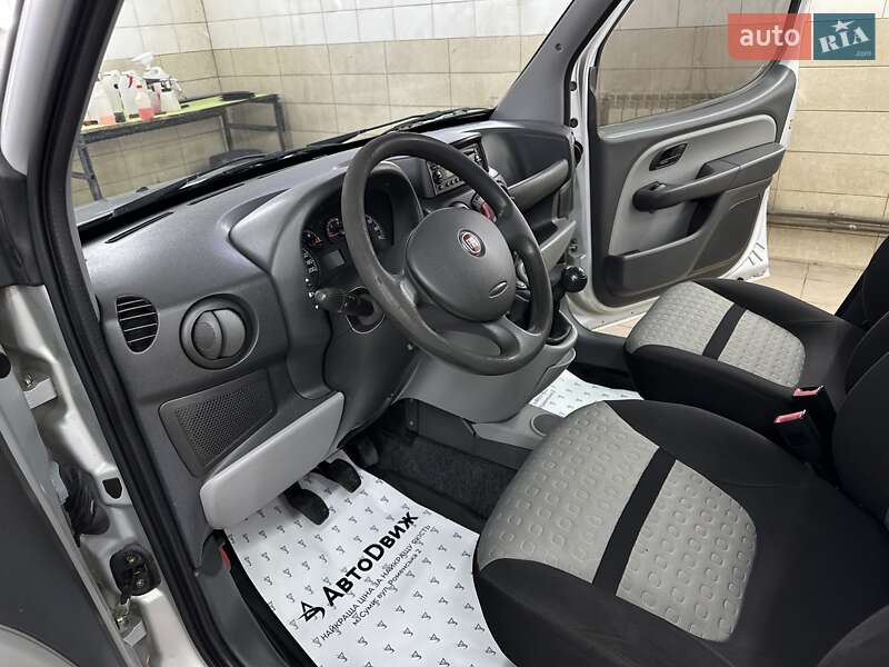 Минивэн Fiat Doblo 2008 в Сумах
