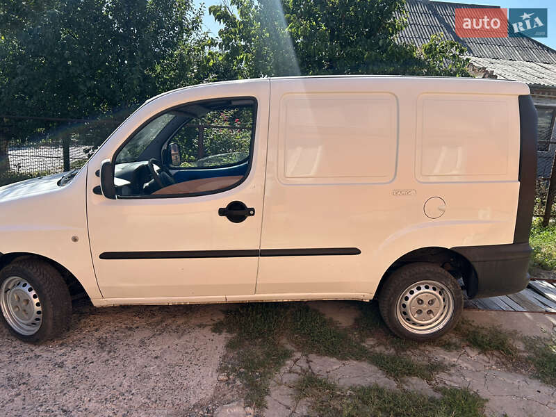 Вантажний фургон Fiat Doblo 2005 в Хмельницькому фото 12 Вантажний фургон Fiat Doblo 2005 в Хмельницькому