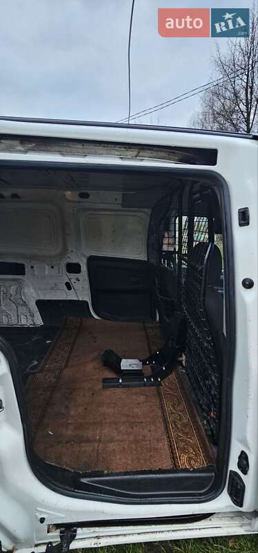 Вантажний фургон Fiat Doblo 2012 в Бобровиці фото 7 Вантажний фургон Fiat Doblo 2012 в Бобровиці