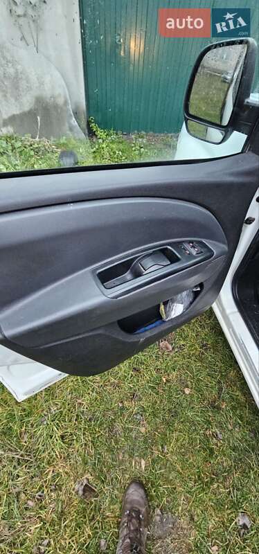 Вантажний фургон Fiat Doblo 2012 в Бобровиці фото 11 Вантажний фургон Fiat Doblo 2012 в Бобровиці