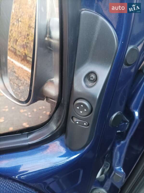 Мінівен Fiat Doblo 2003 в Луцьку фото 18 Мінівен Fiat Doblo 2003 в Луцьку