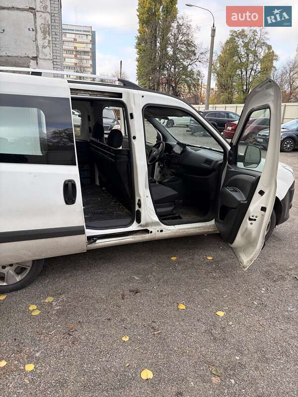 Вантажний фургон Fiat Doblo 2012 в Черкасах