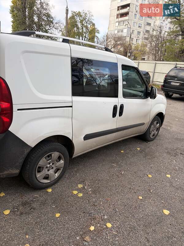Вантажний фургон Fiat Doblo 2012 в Черкасах