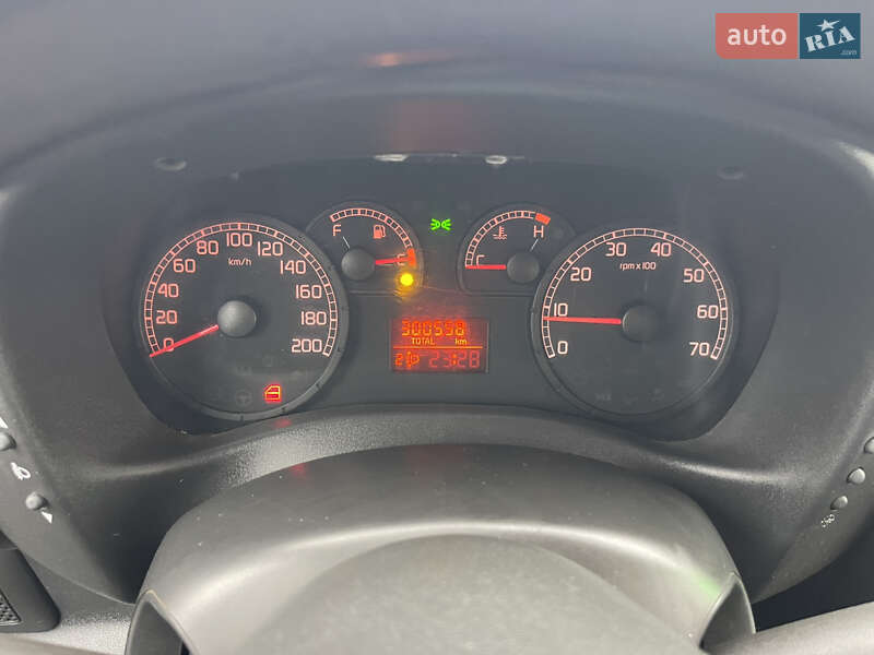 Мінівен Fiat Doblo 2007 в Рівному фото 16 Мінівен Fiat Doblo 2007 в Рівному