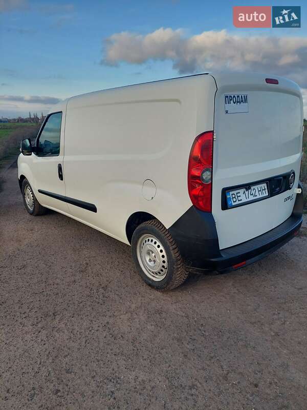 Грузовой фургон Fiat Doblo 2013 в Черновцах