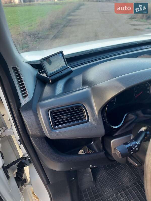 Грузовой фургон Fiat Doblo 2013 в Черновцах