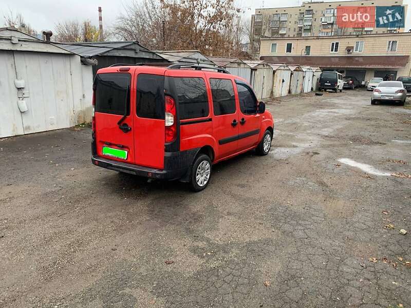 Мінівен Fiat Doblo 2008 в Києві