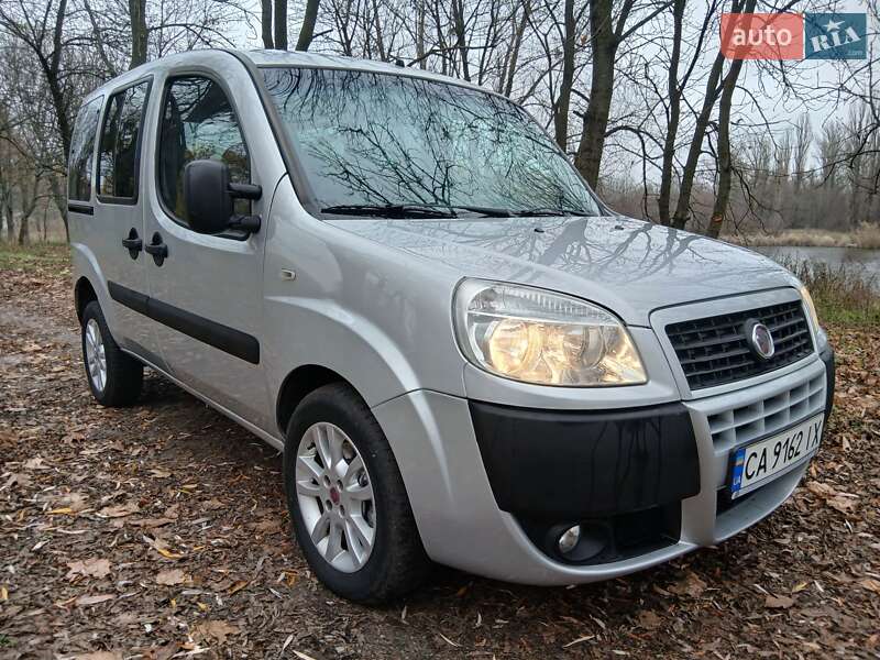 Минивэн Fiat Doblo 2008 в Смеле