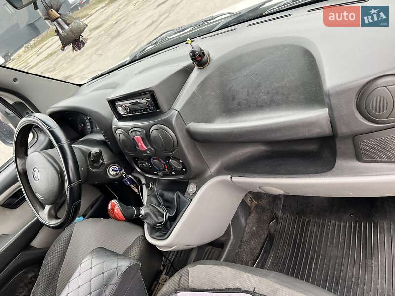 Минивэн Fiat Doblo 2007 в Кременчуге фото 13 Минивэн Fiat Doblo 2007 в Кременчуге