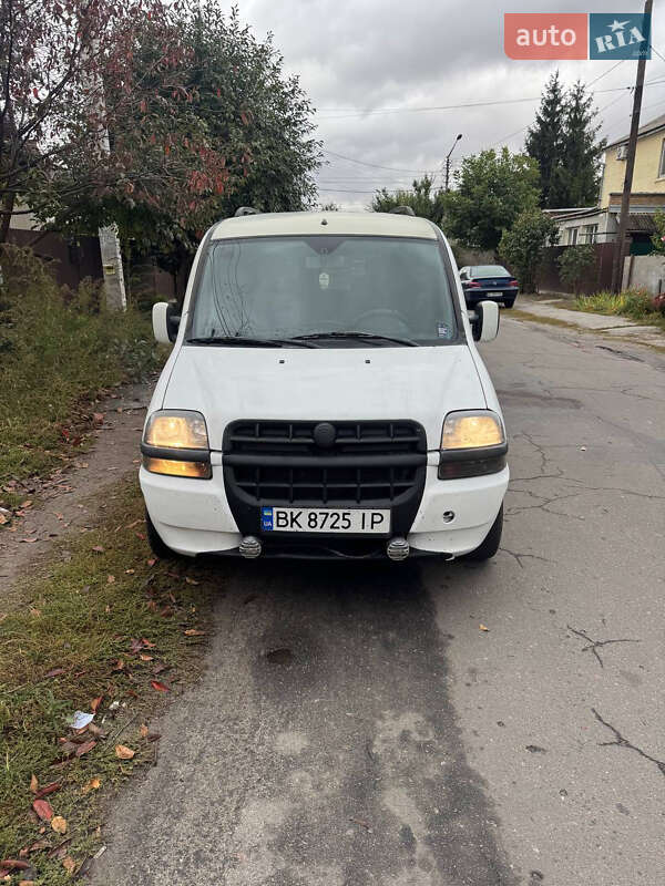 Мінівен Fiat Doblo 2005 в Києві