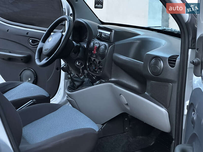 Мінівен Fiat Doblo 2012 в Миколаєві