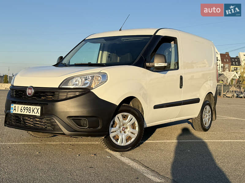 Мікроавтобус вантажний (до 3,5т) Fiat Doblo 2017 в Києві