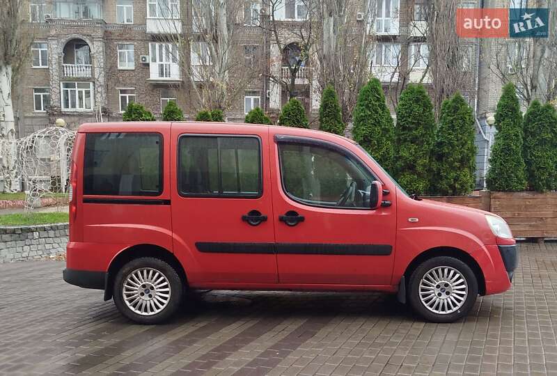 Минивэн Fiat Doblo 2007 в Днепре