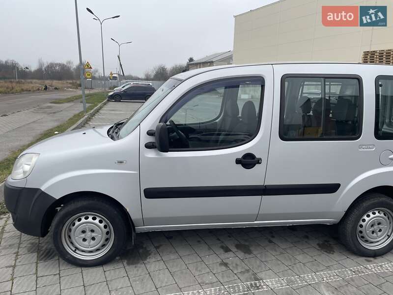 Мінівен Fiat Doblo 2008 в Львові
