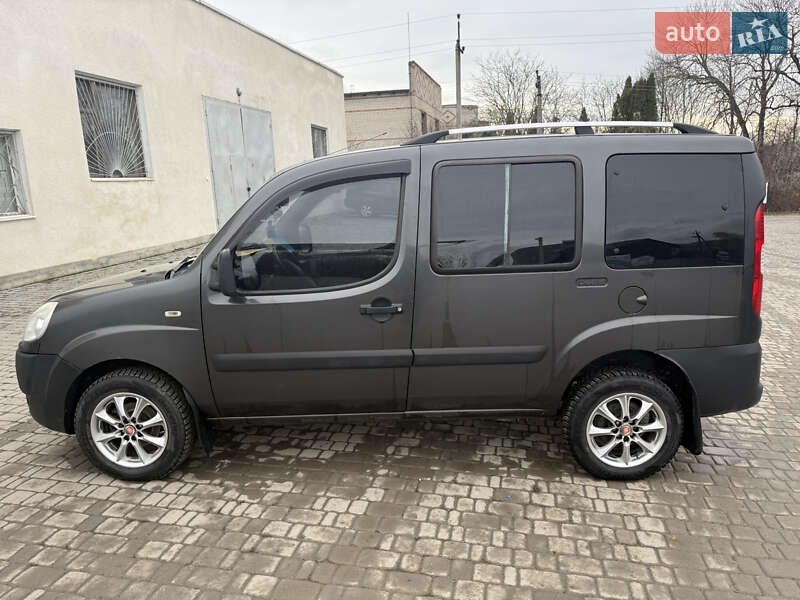 Минивэн Fiat Doblo 2008 в Борщеве