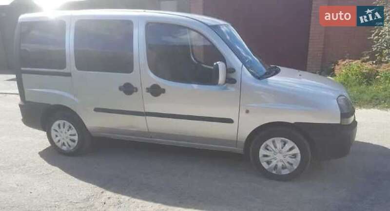 Мінівен Fiat Doblo 2003 в Дніпрі