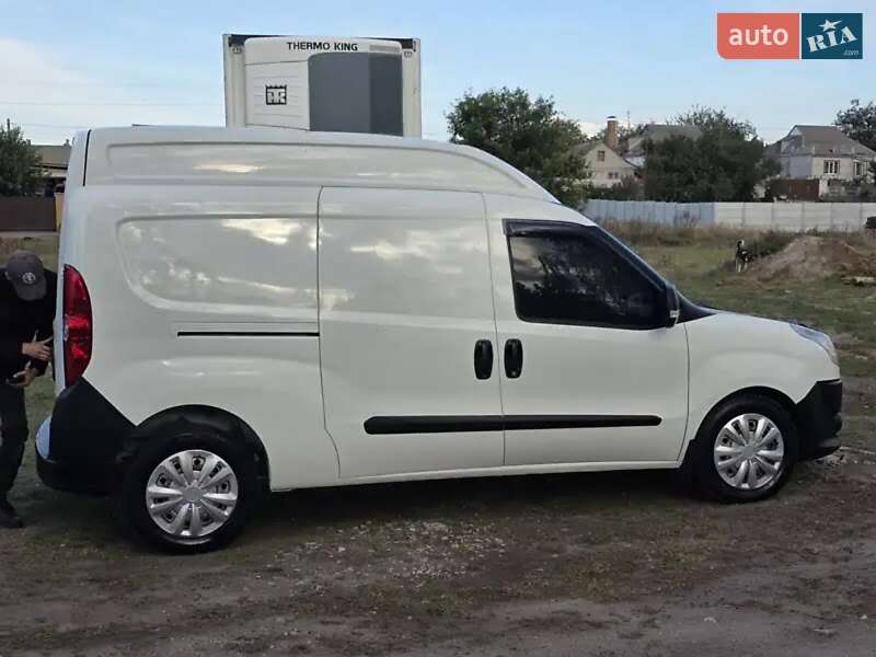 Вантажний фургон Fiat Doblo 2013 в Дніпрі фото 10 Вантажний фургон Fiat Doblo 2013 в Дніпрі