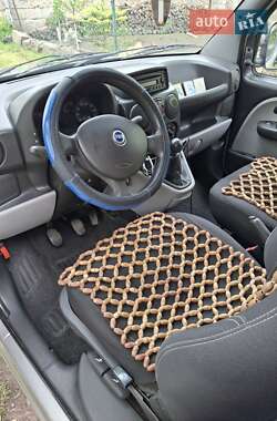 Мінівен Fiat Doblo 2006 в Пустомитах