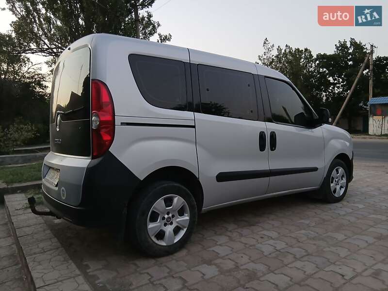 Мінівен Fiat Doblo 2011 в Новій Одесі