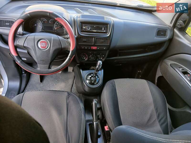 Мінівен Fiat Doblo 2011 в Новій Одесі