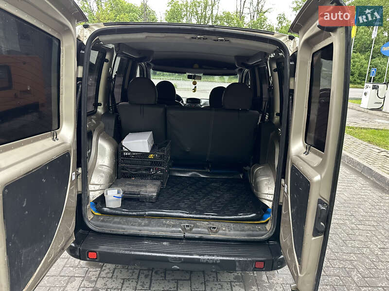 Минивэн Fiat Doblo 2012 в Гайсине