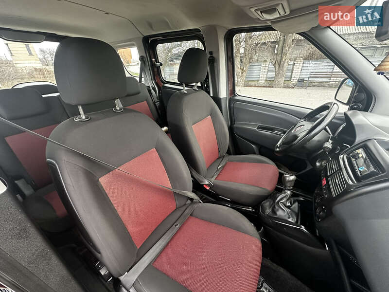 Минивэн Fiat Doblo 2011 в Полтаве