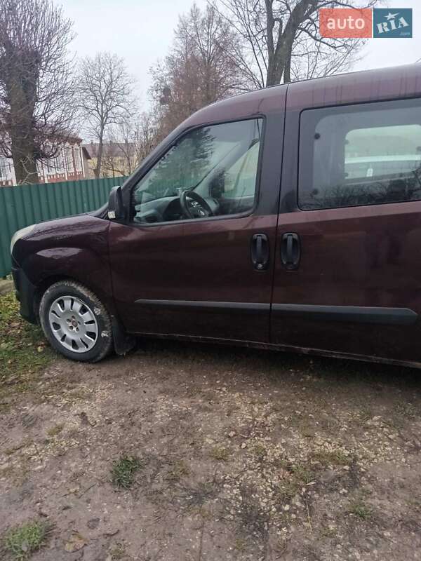 Минивэн Fiat Doblo 2011 в Сатанове фото 9 Минивэн Fiat Doblo 2011 в Сатанове