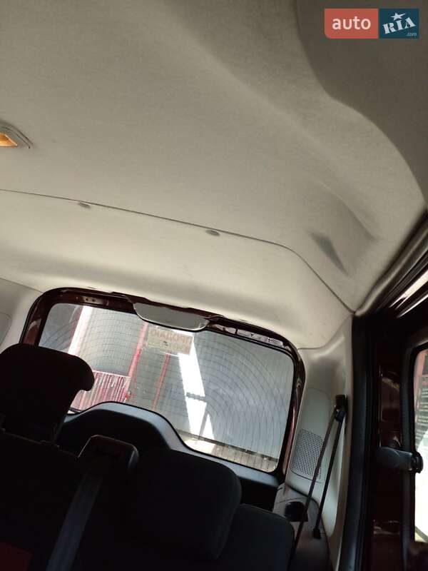 Минивэн Fiat Doblo 2011 в Сатанове фото 19 Минивэн Fiat Doblo 2011 в Сатанове