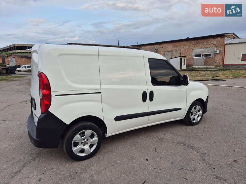 Вантажний фургон Fiat Doblo 2011 в Умані фото 10 Вантажний фургон Fiat Doblo 2011 в Умані