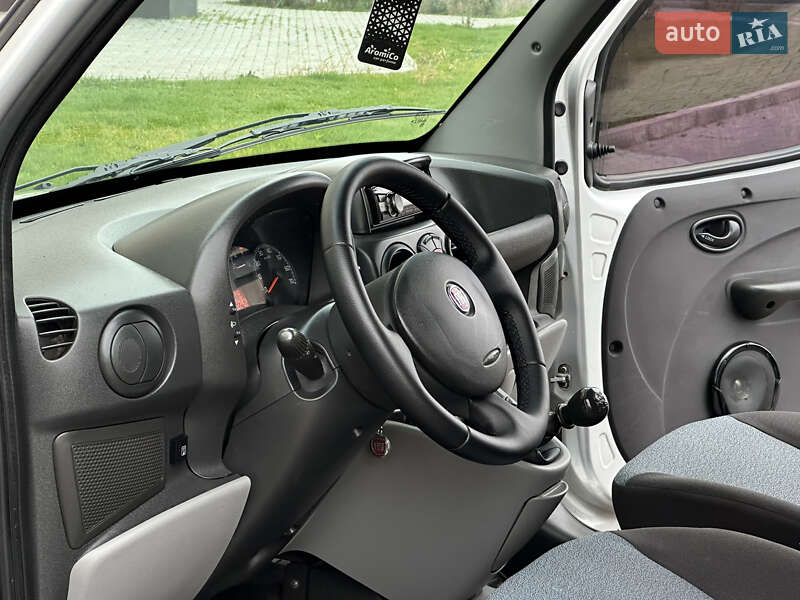 Мінівен Fiat Doblo 2012 в Миколаєві