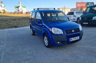 Минивэн Fiat Doblo 2008 в Вараше