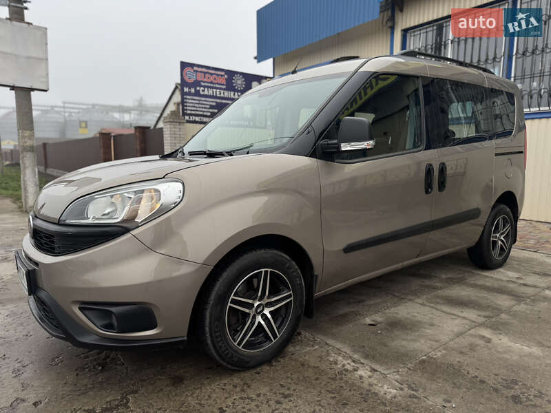 Мінівен Fiat Doblo 2017 в Умані