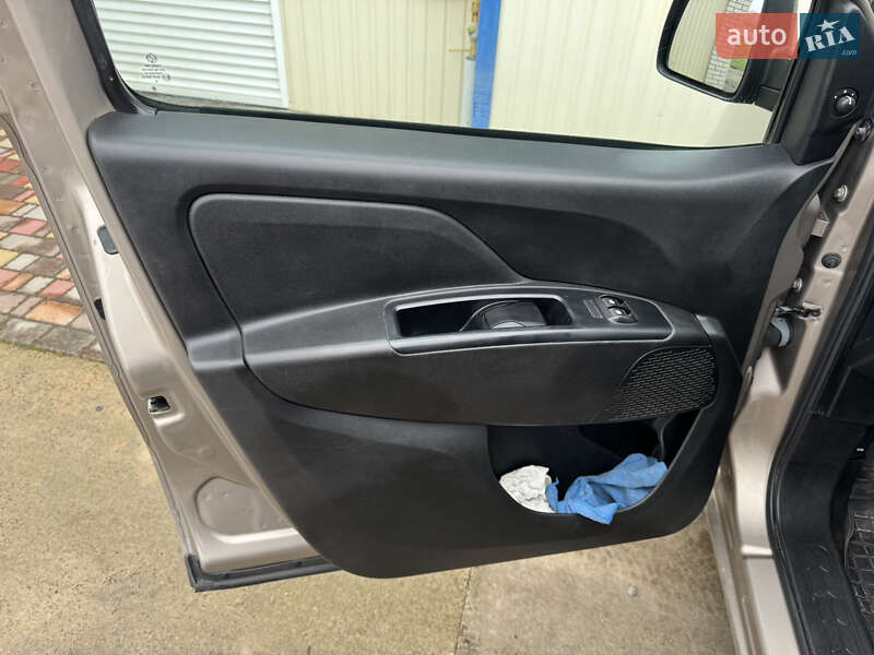 Мінівен Fiat Doblo 2017 в Умані