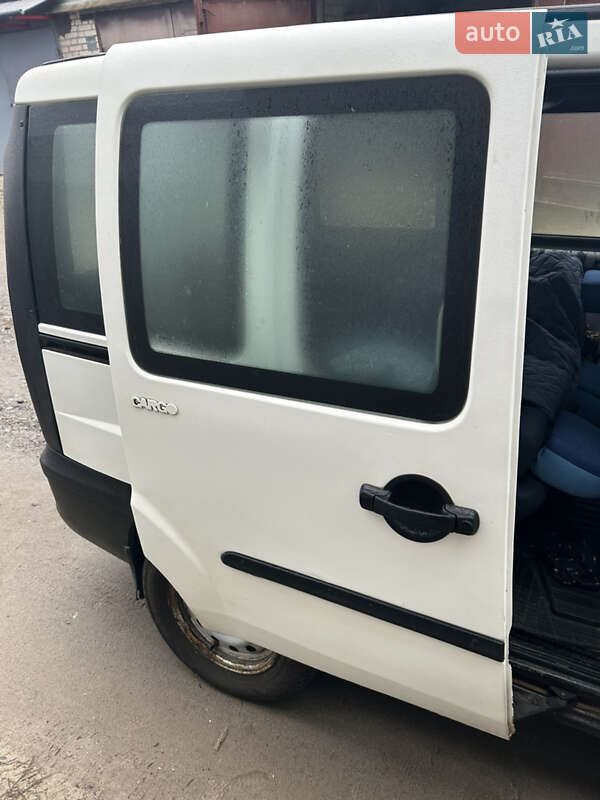 Мінівен Fiat Doblo 2004 в Сумах