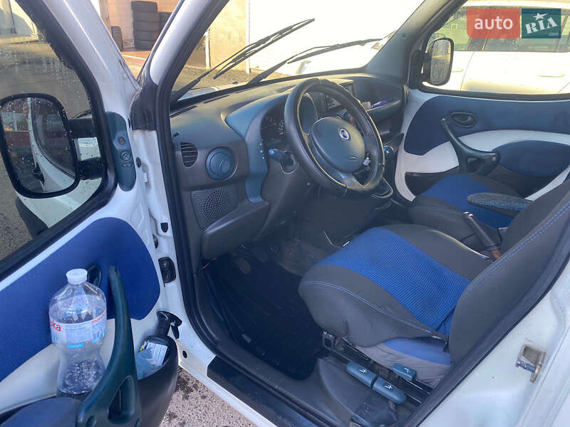 Минивэн Fiat Doblo 2004 в Мукачево