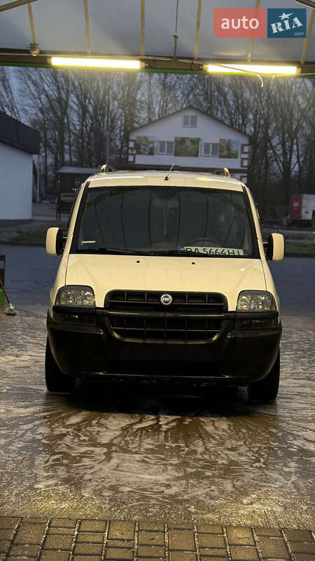 Мінівен Fiat Doblo 2005 в Кропивницькому