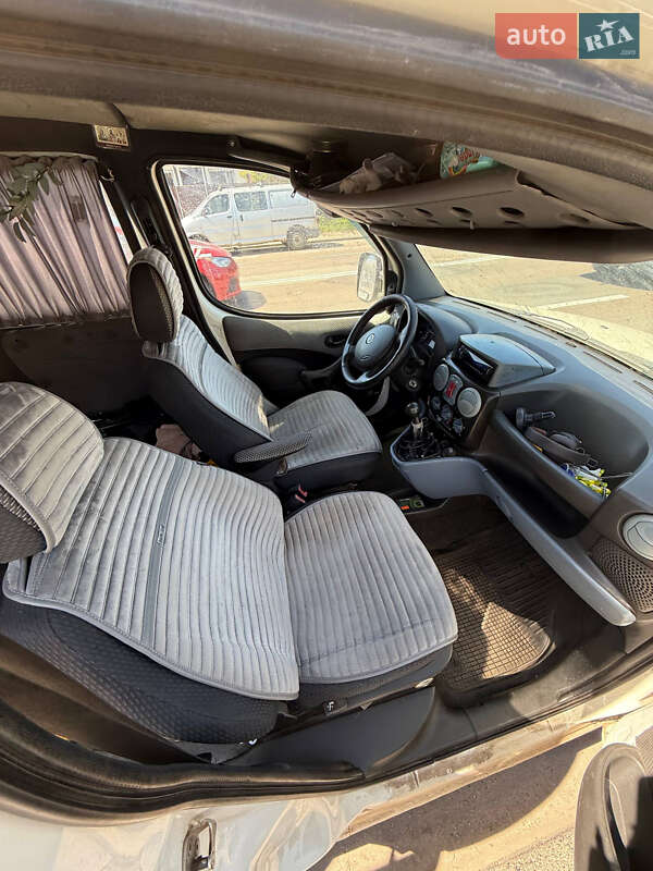 Мінівен Fiat Doblo 2005 в Кропивницькому